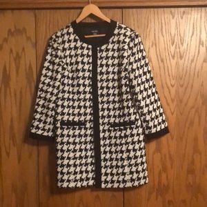 Nine West B/W Houndstooth Long Jacket